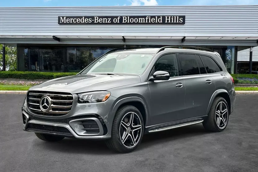2026 Mercedes Benz GLS 450 4MATIC photo 1