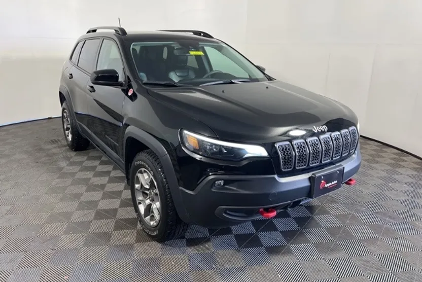 2022 Jeep Cherokee Trailhawk photo 1