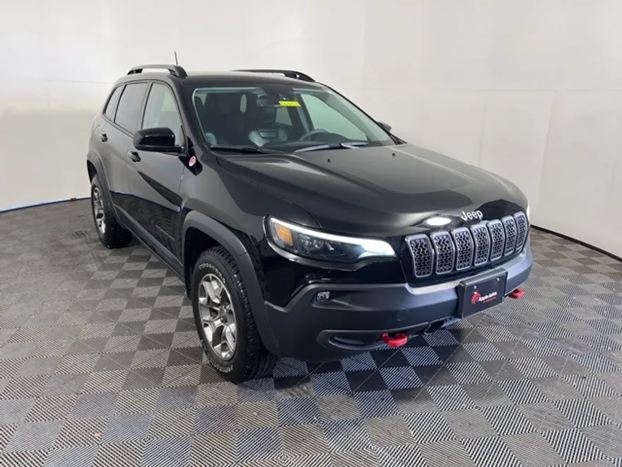 2022 Jeep Cherokee Trailhawk photo 1