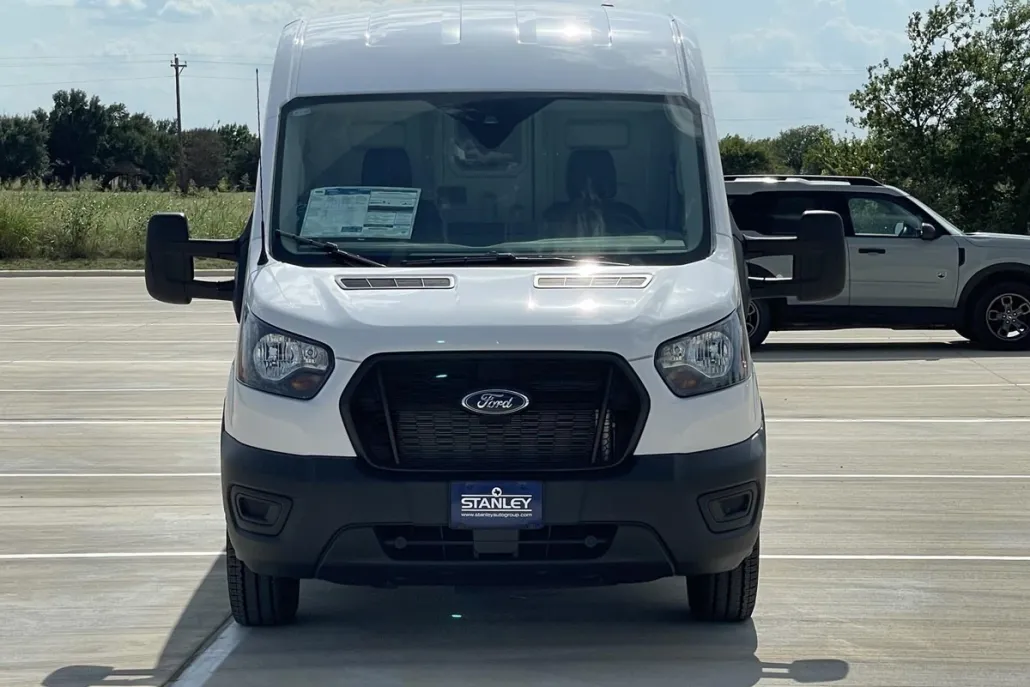 2025 Ford Transit Cargo Van photo 1