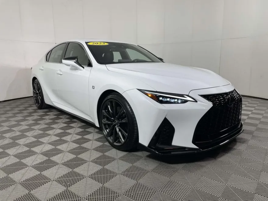 2023 Lexus IS 350 F SPORT photo 1