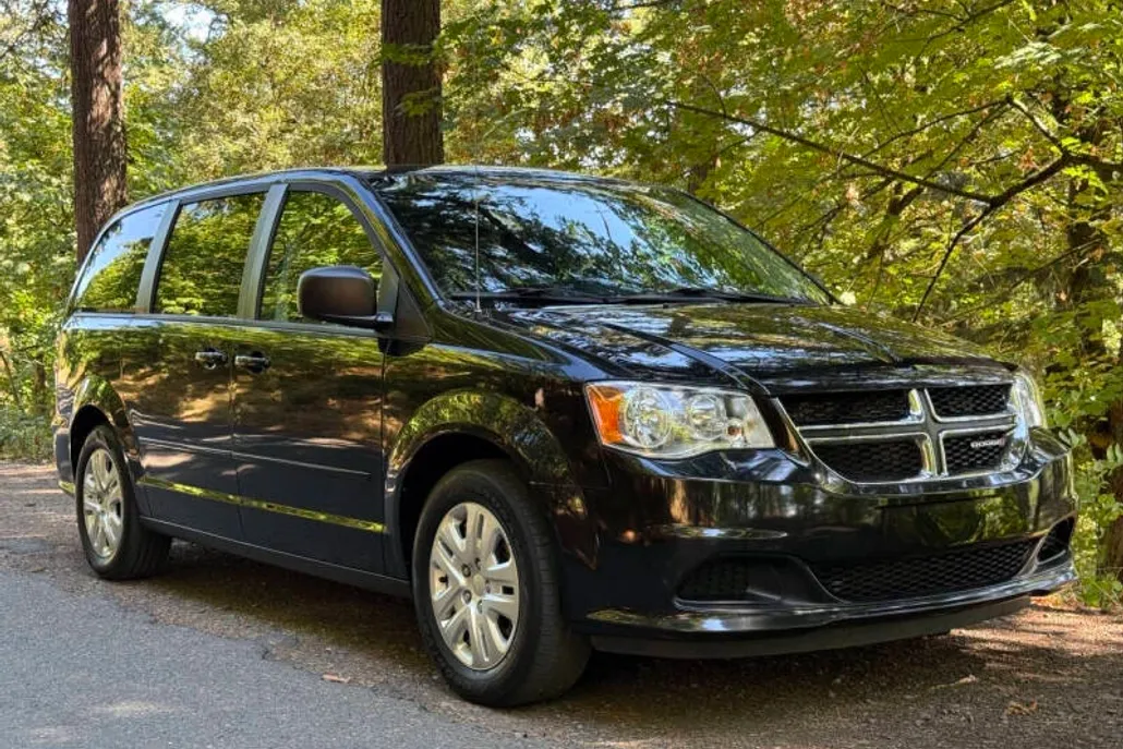 2015 Dodge Grand Caravan SE photo 1