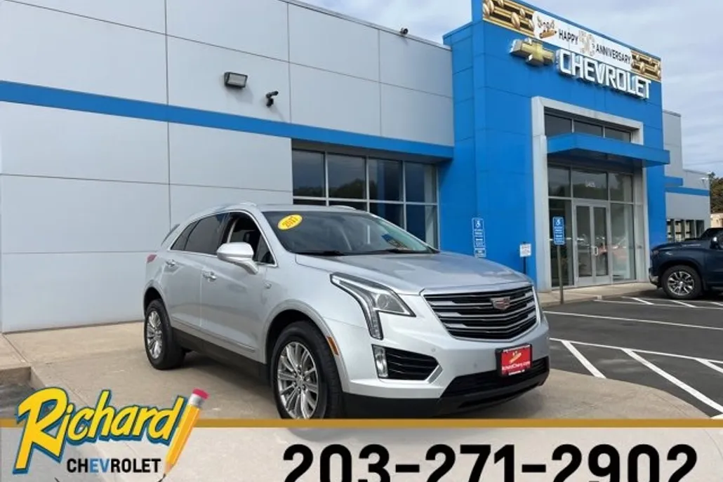 2017 Cadillac XT5 Luxury photo 1