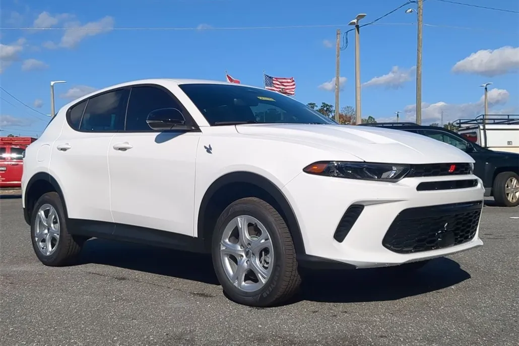 2025 Dodge Hornet GT photo 1