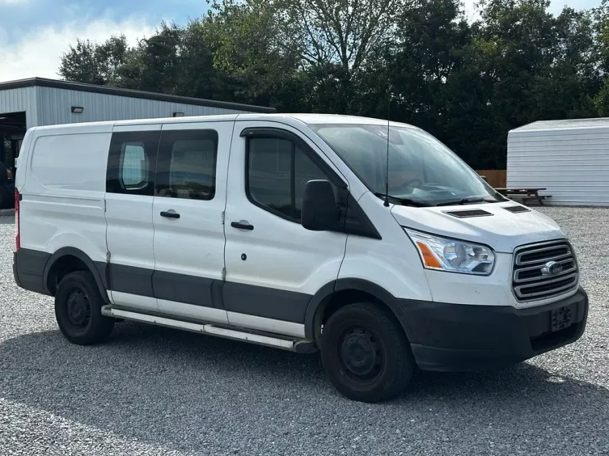 2019 Ford Transit photo 1