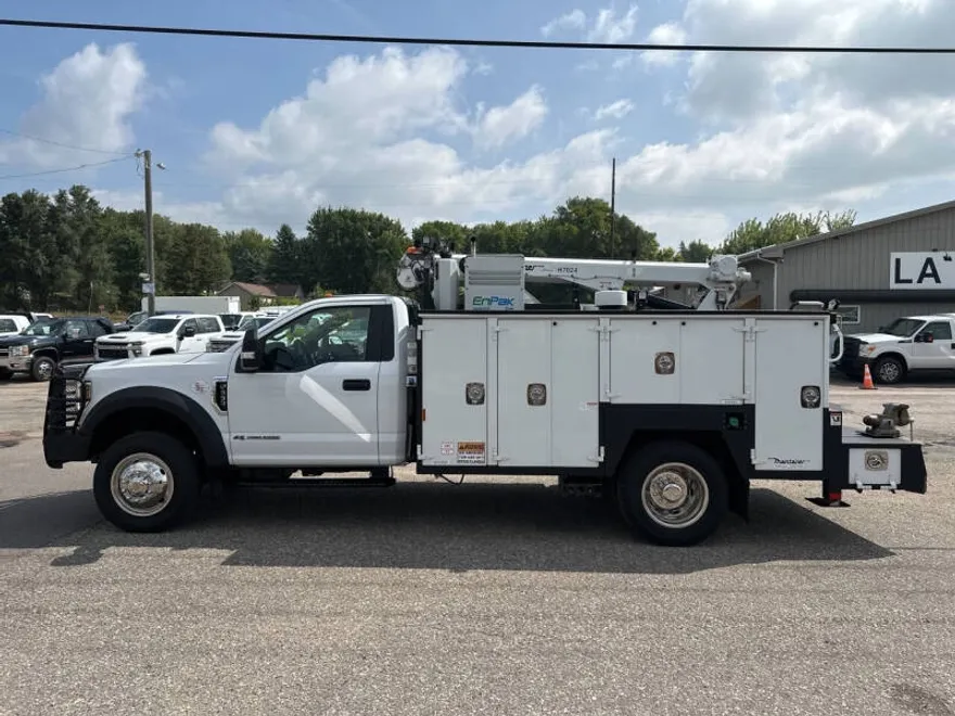 2019 Ford F-550 photo 1