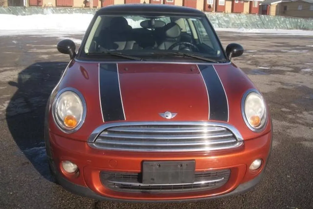 2011 Mini Cooper Hardtop photo 1