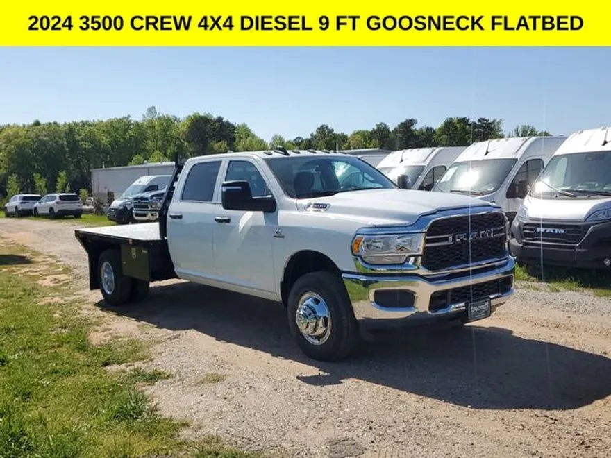 2024 Ram 3500 Tradesman photo 1