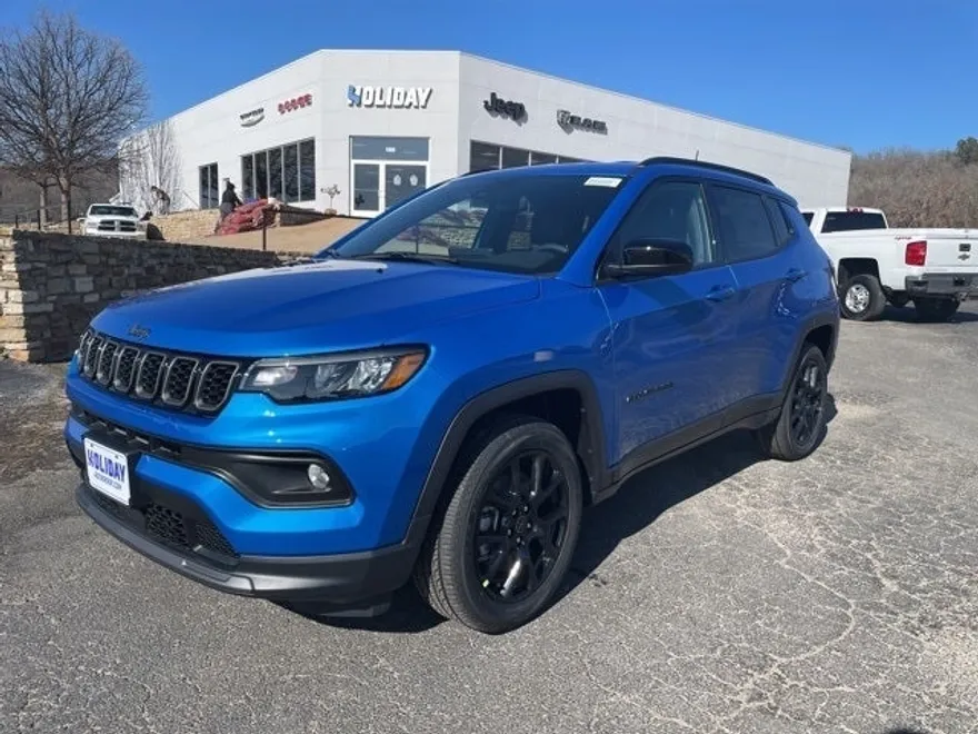 2025 Jeep Compass Latitude photo 1