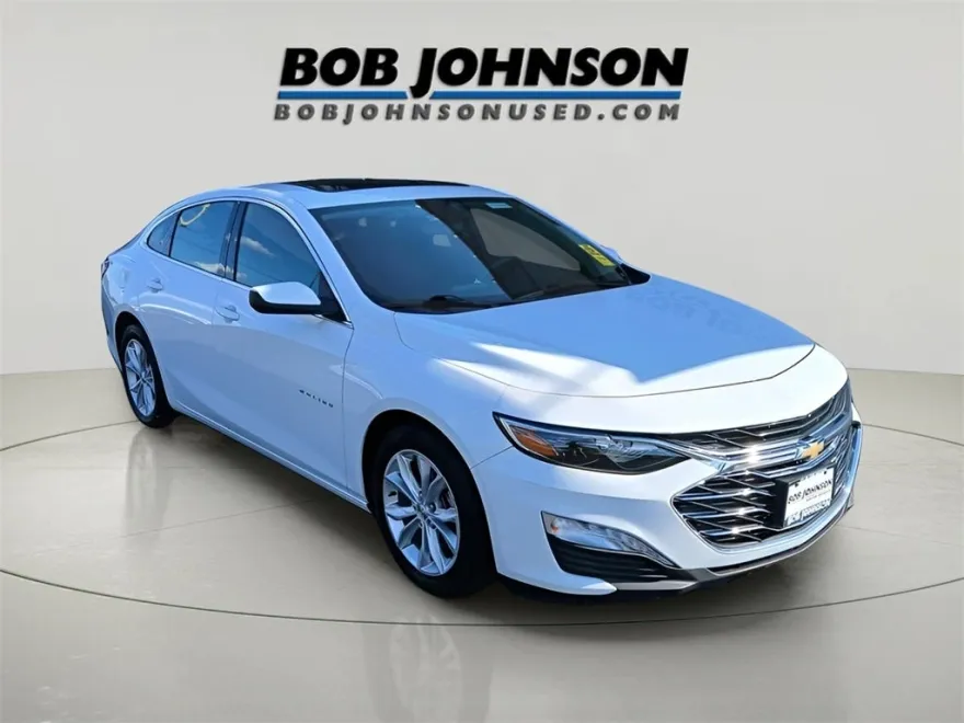 2022 Chevrolet Malibu 1LT photo 1
