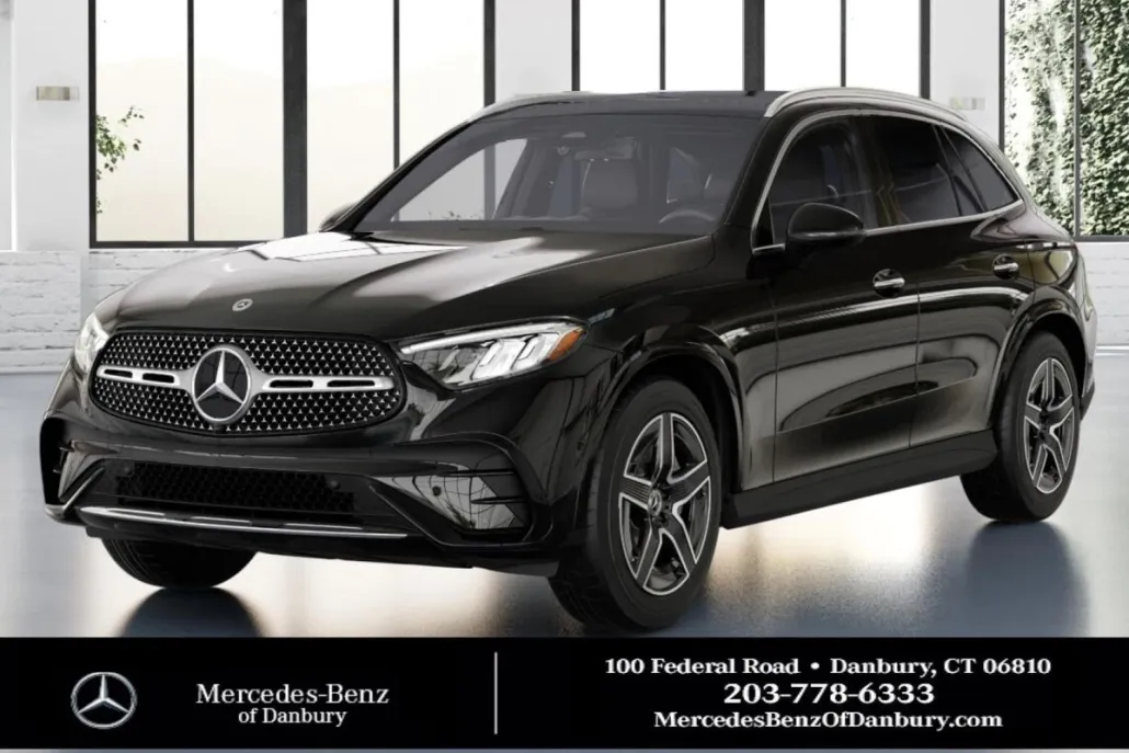 2026 Mercedes Benz GLC 300 4MATIC photo 1