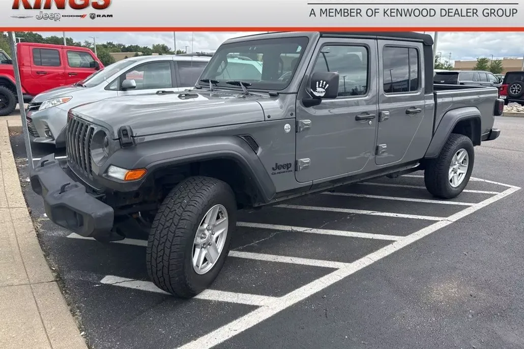 2020 Jeep Gladiator Sport photo 1