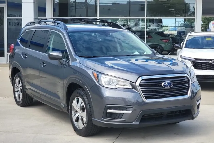 2022 Subaru Ascent Premium photo 1