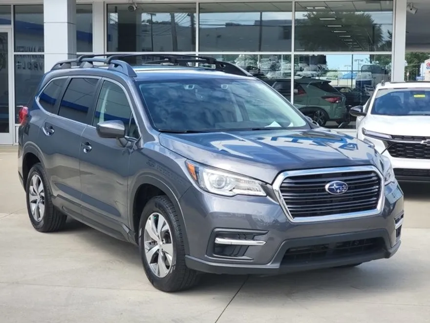 2022 Subaru Ascent Premium photo 1
