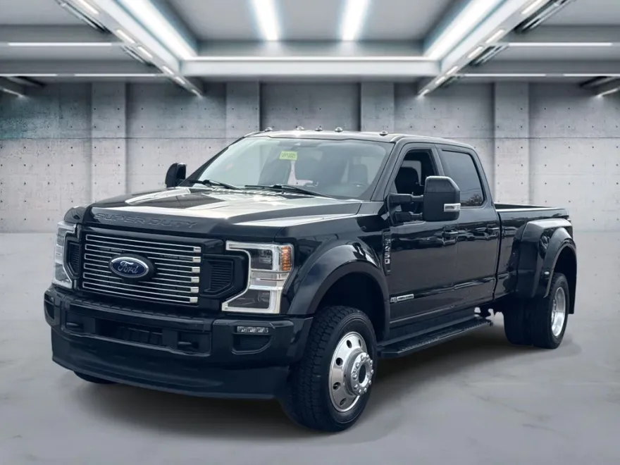 2022 Ford F-450 Lariat photo 1
