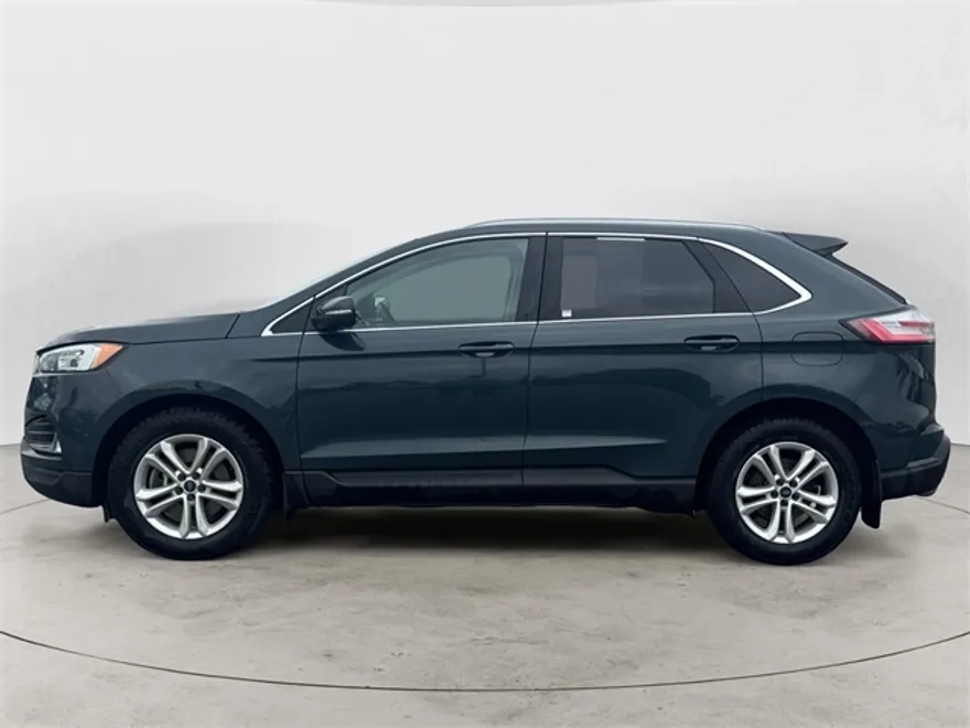 2019 Ford Edge SEL photo 1