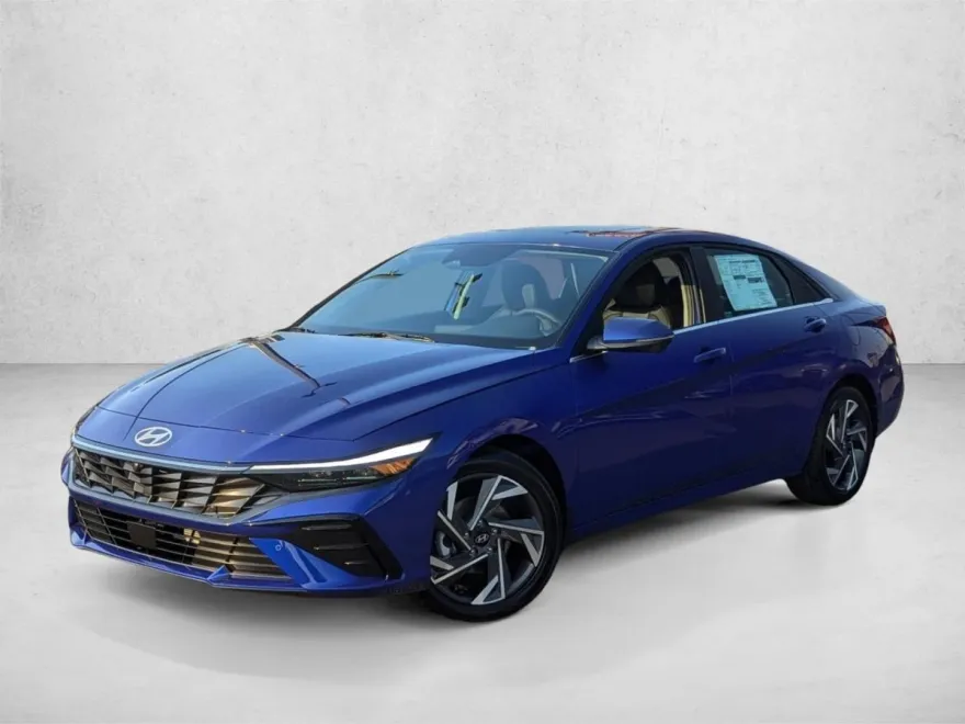 2024 Hyundai Elantra Limited photo 1
