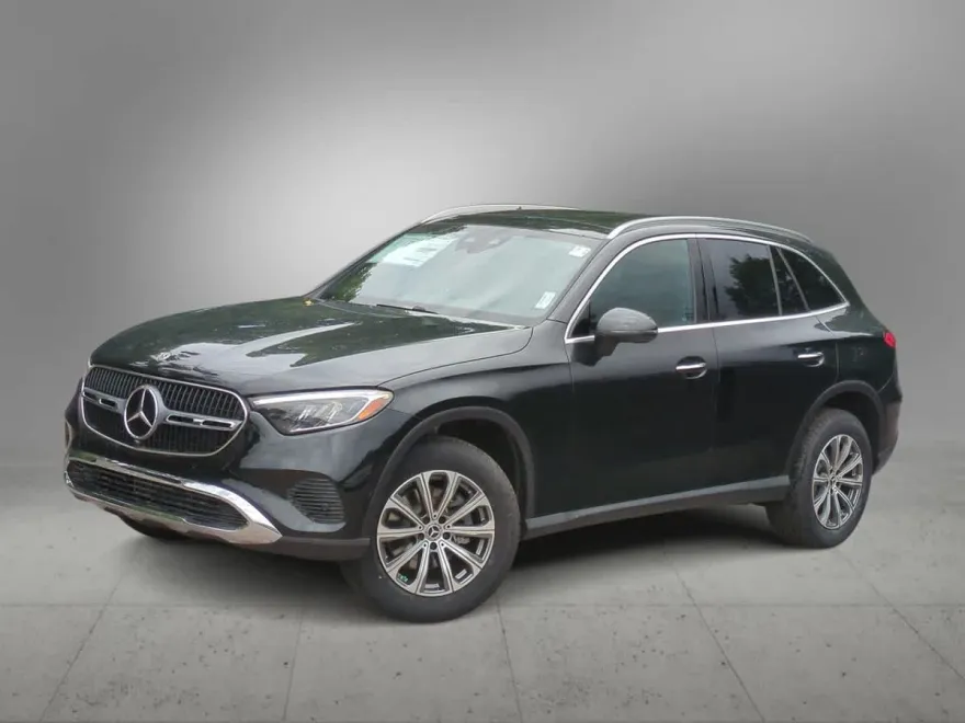 2025 Mercedes Benz GLC 300 4MATIC photo 1