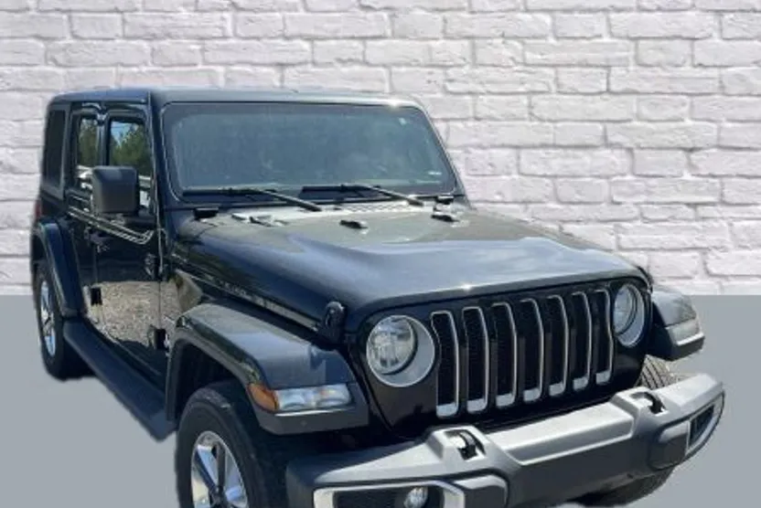 2021 Jeep Wrangler Unlimited Sahara photo 1