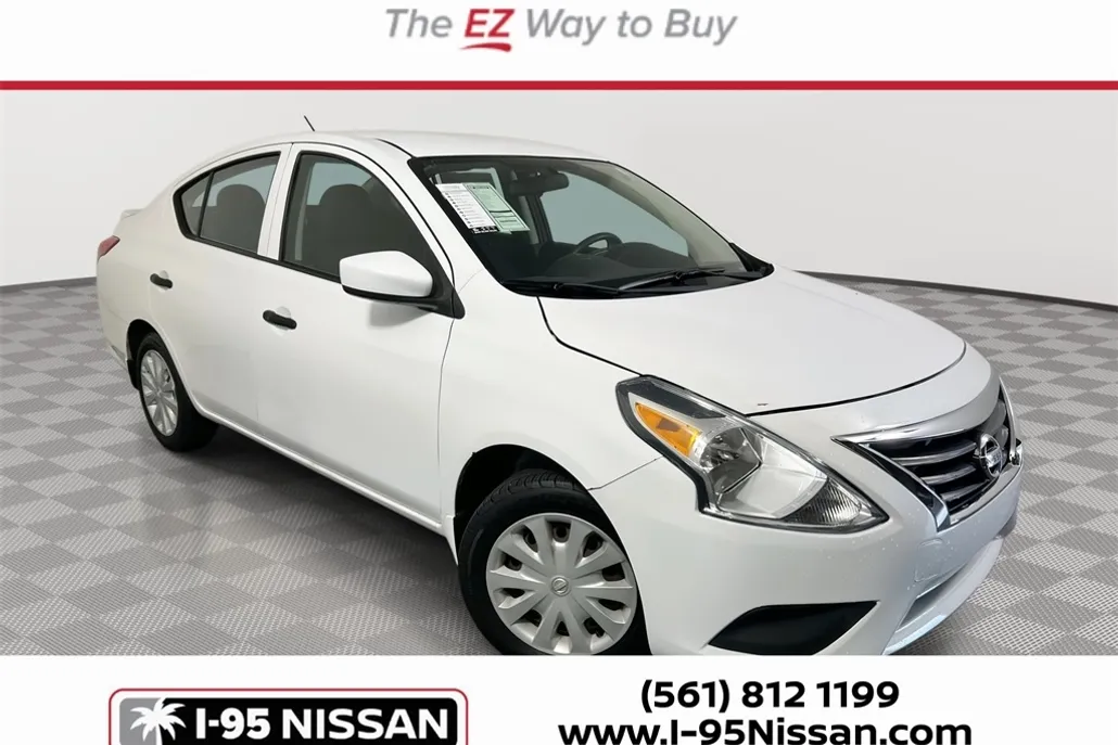 2019 Nissan Versa 1.6 Plus photo 1