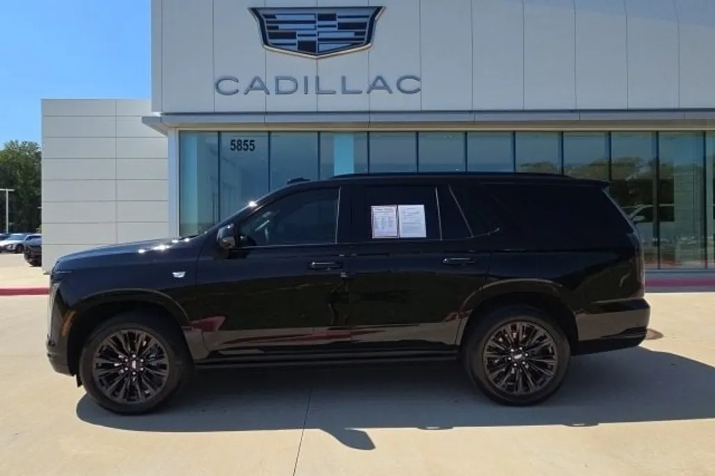 2025 Cadillac Escalade Sport Platinum photo 1