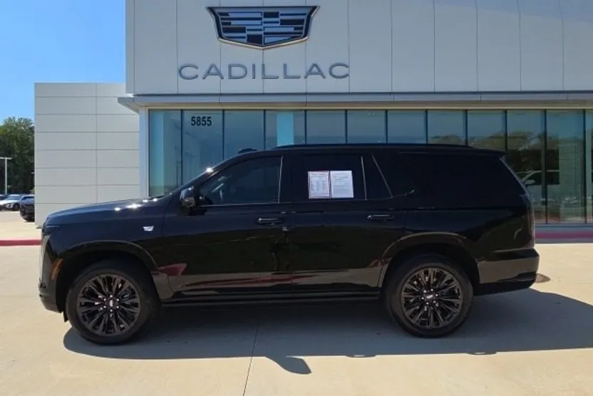 2025 Cadillac Escalade Sport Platinum photo 1