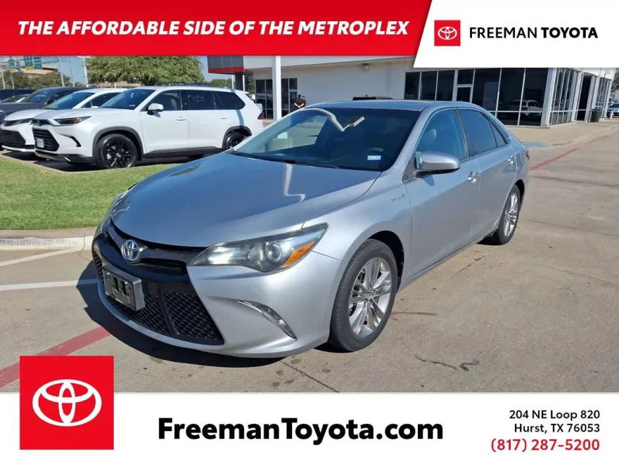 2015 Toyota Camry Hybrid photo 1
