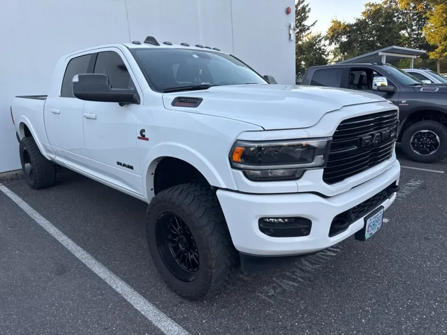 2022 Ram 2500 Laramie photo 1