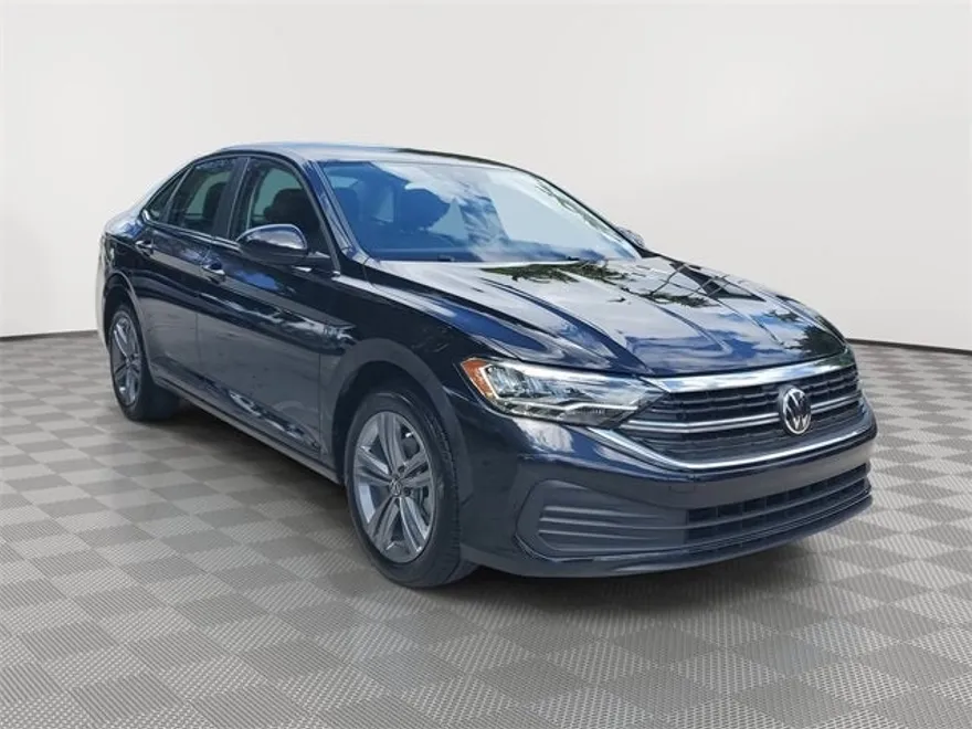 2024 Volkswagen Jetta SE photo 1
