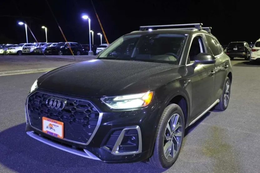 2023 Audi Q5 45 S line Premium Plus photo 1