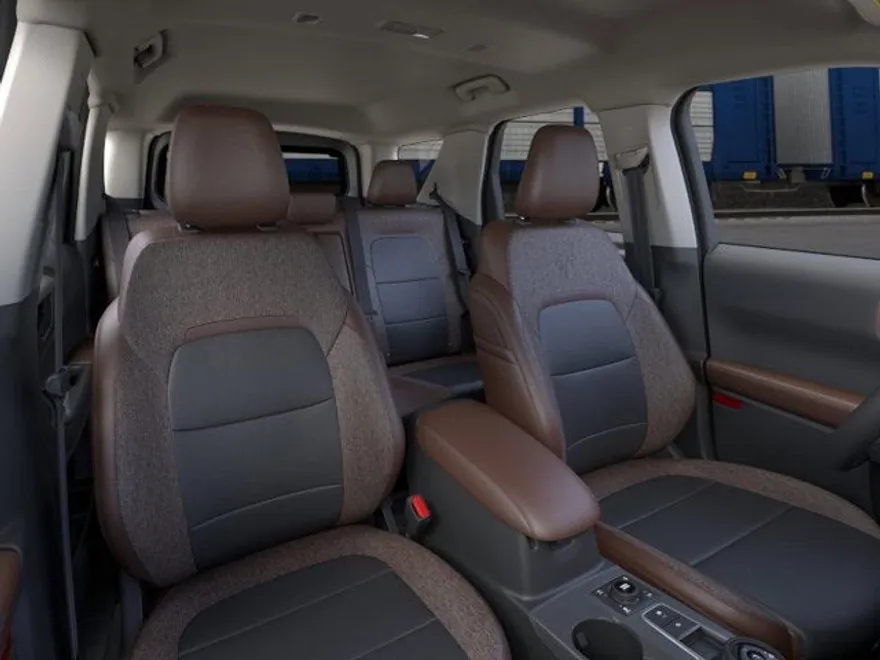 2025 Ford Bronco Sport Outer Banks photo 1