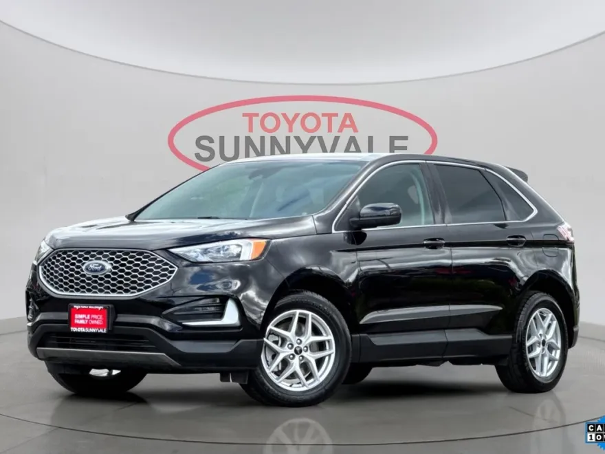 2023 Ford Edge SEL photo 1