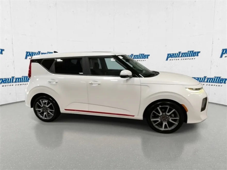 2020 Kia Soul GT-Line Turbo photo 1