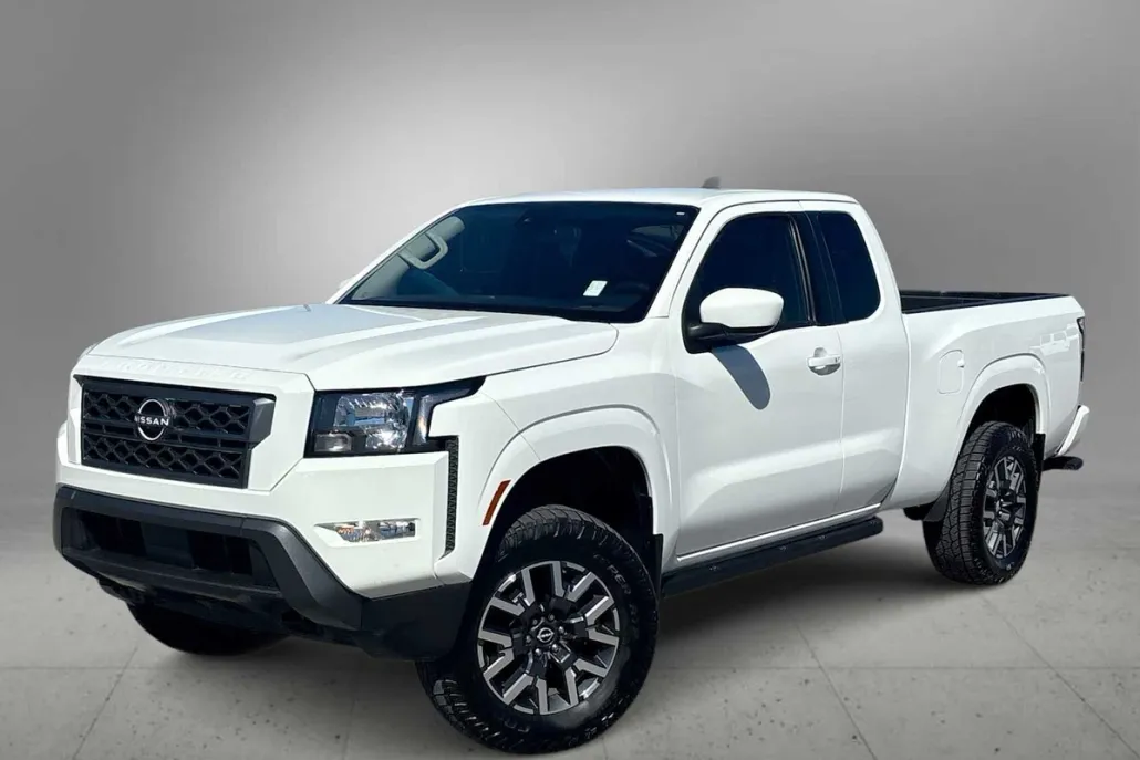 2022 Nissan Frontier SV photo 1