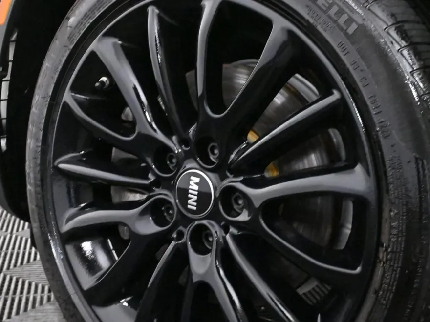 2022 Mini Clubman ALL4 Base S photo 1