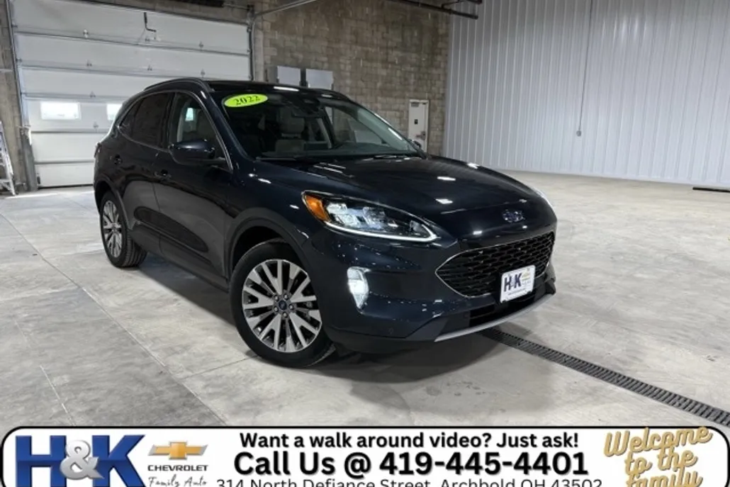 2022 Ford Escape Titanium photo 1