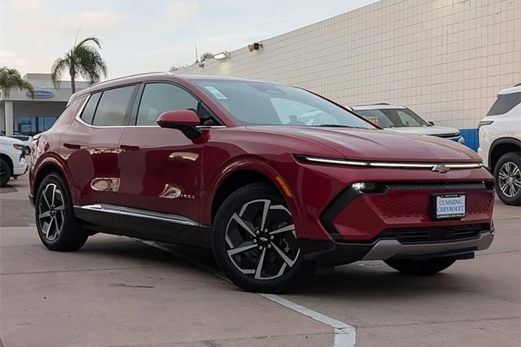 2025 Chevrolet Equinox EV 1LT photo 1