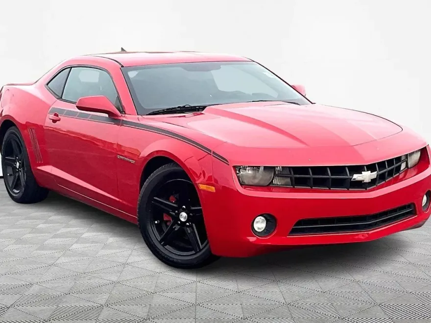 2012 Chevrolet Camaro 1LT photo 1