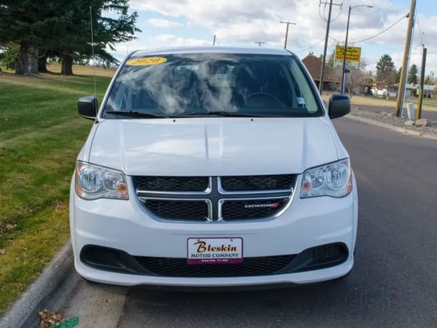2020 Dodge Grand Caravan SE photo 2