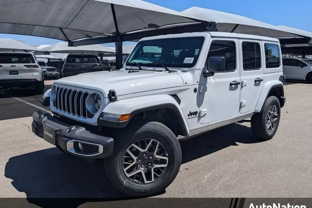 2025 Jeep Wrangler Sahara photo 1