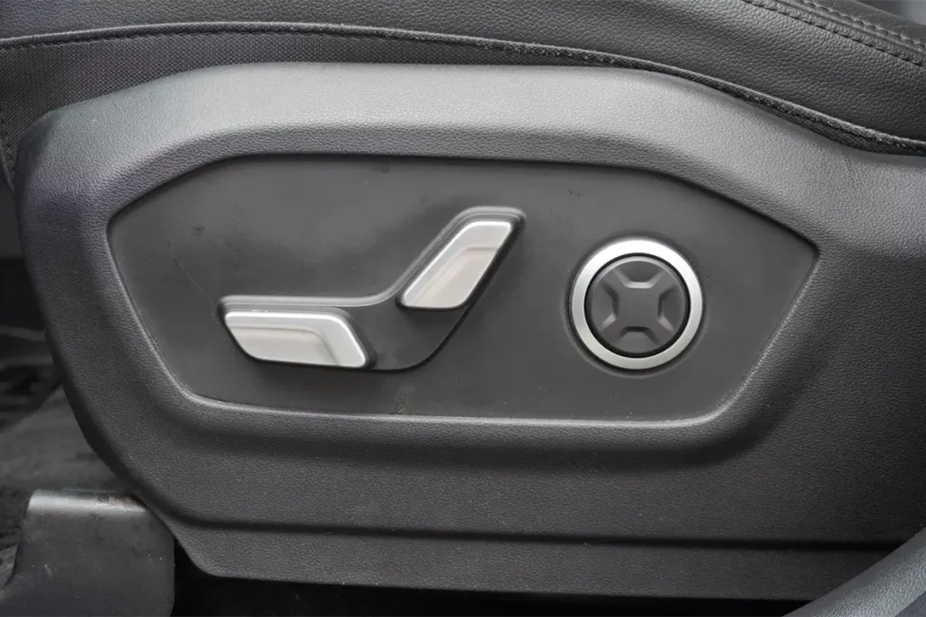 2024 Hyundai Santa Fe Limited photo 1