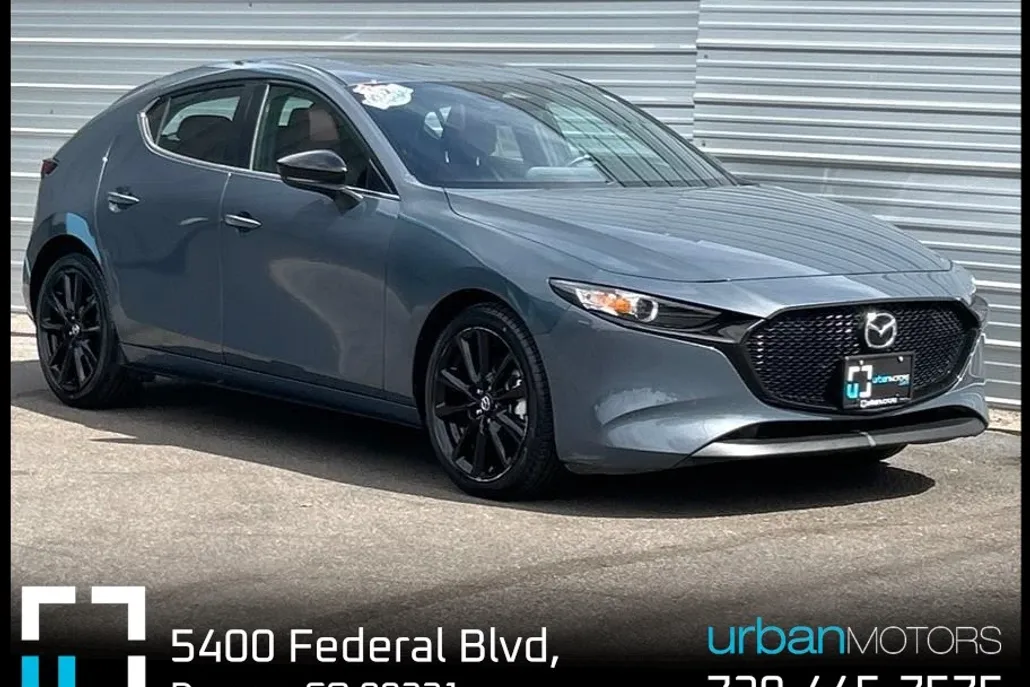 2024 Mazda Mazda3 2.5 s Carbon Hatchback photo 1