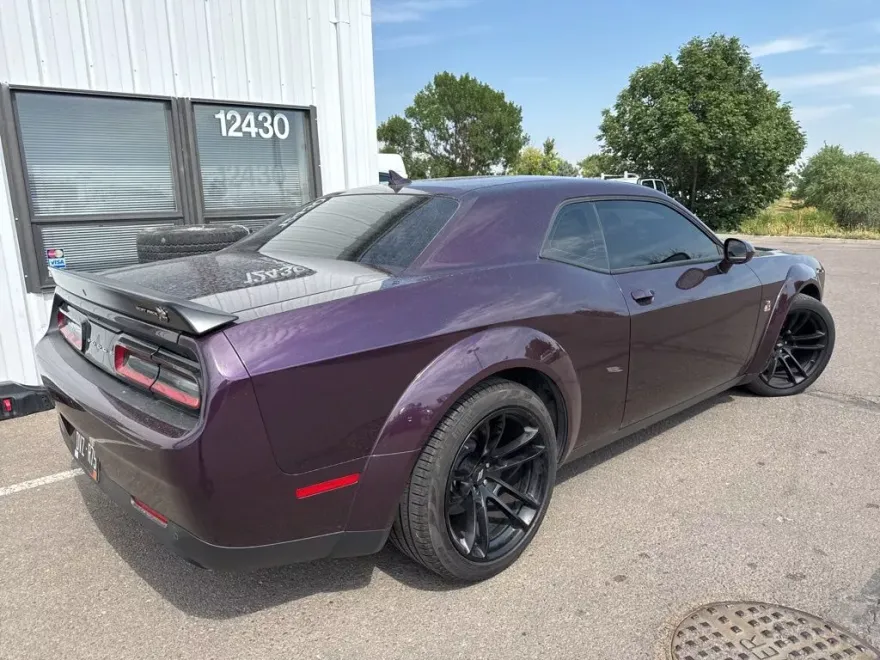 2022 Dodge Challenger R/T Scat Pack photo 1