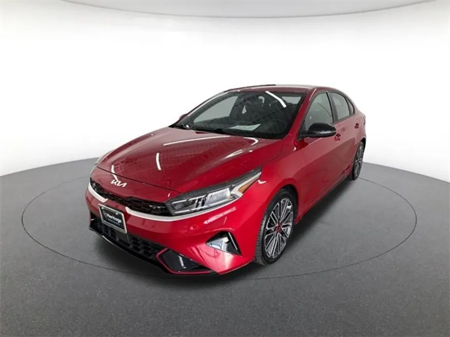 2023 Kia Forte GT photo 1