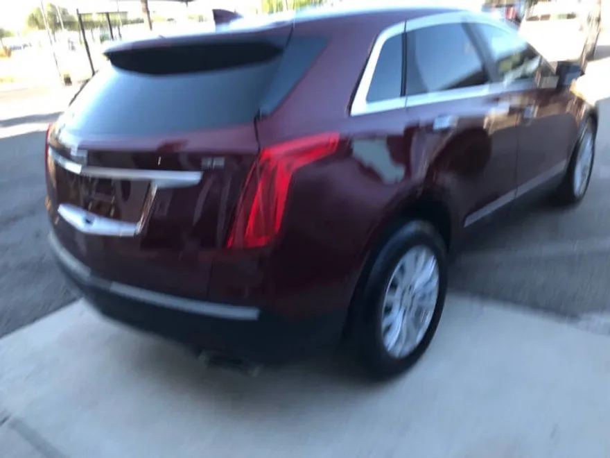 2017 Cadillac XT5 Base photo 1