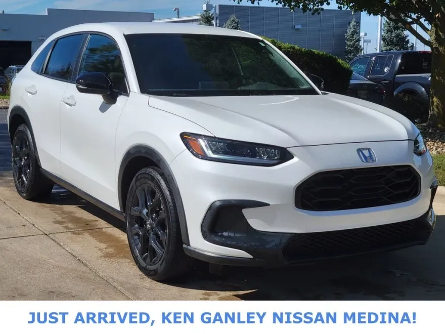 2023 Honda HR-V Sport photo 1