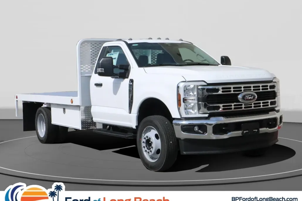 2024 Ford F-550 XL photo 1