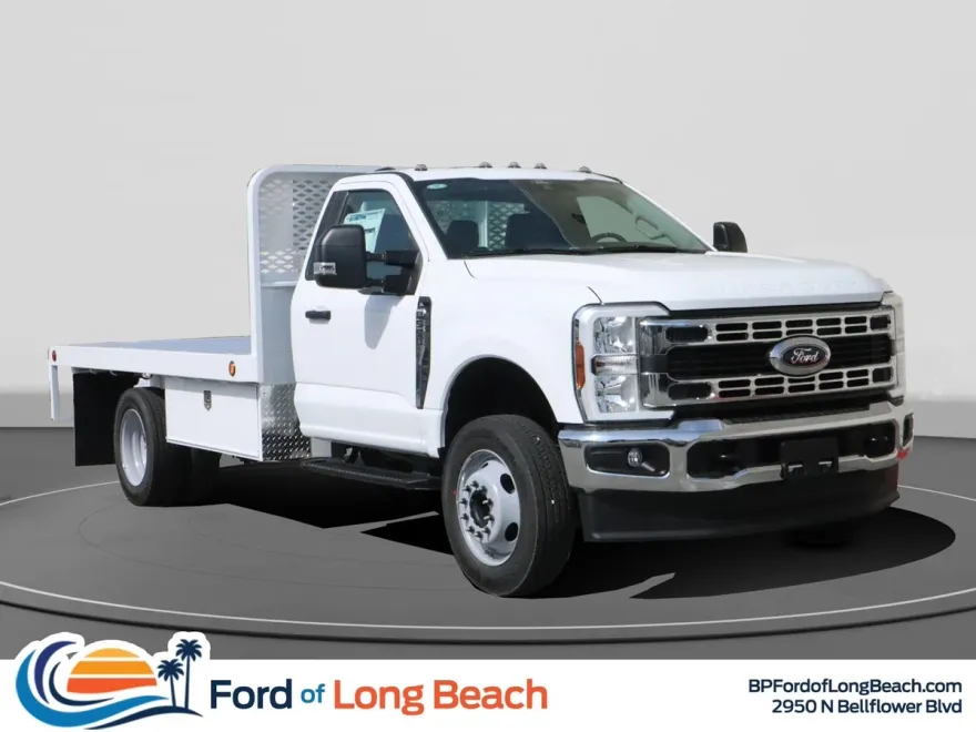 2024 Ford F-550 XL photo 1