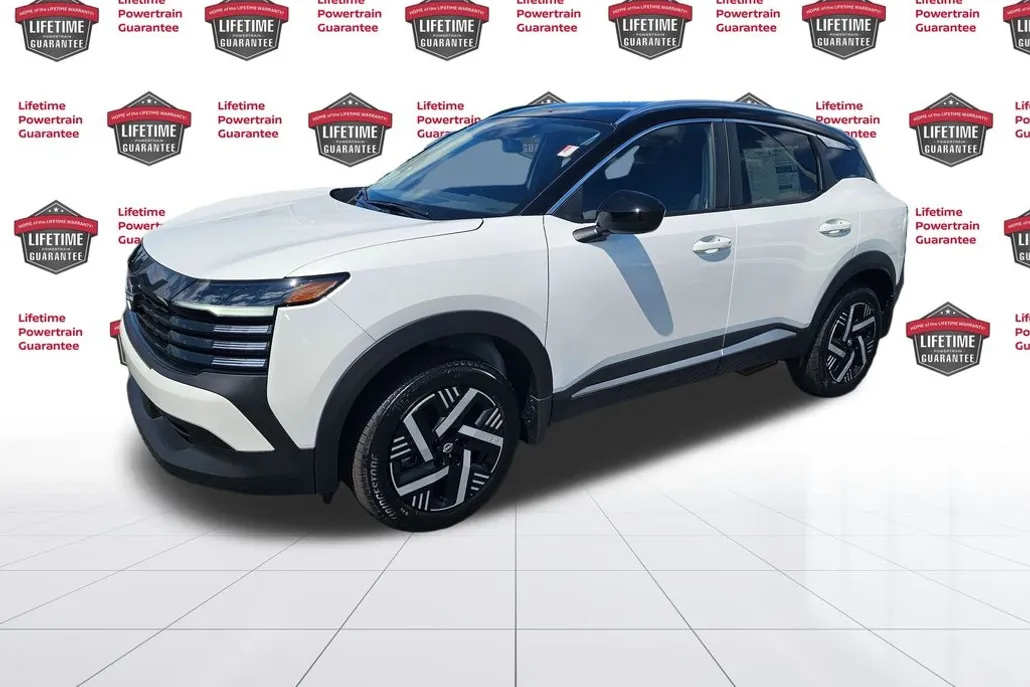 2026 Nissan Kicks SV photo 1