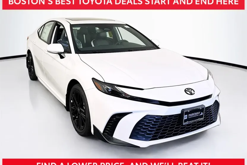 2026 Toyota Camry SE photo 1